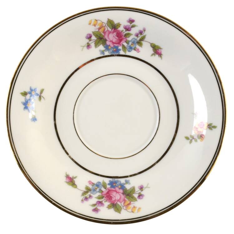 Queen's Rose Smooth #4416 Saucer for Footed Cup