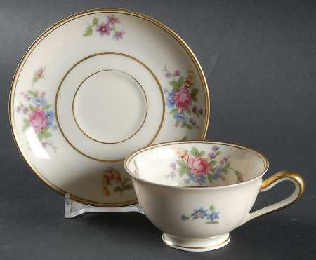 Queen's Rose Smooth #4416 Footed Demitasse Cup & Saucer Set
