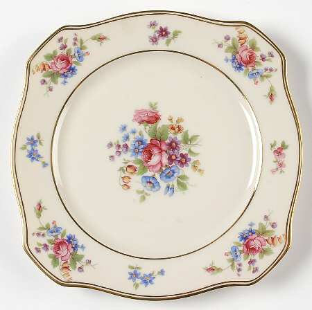 Queen's Rose Smooth #4416 Square Salad Plate