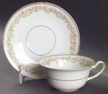 Rosedale Flat Cup & Saucer Set