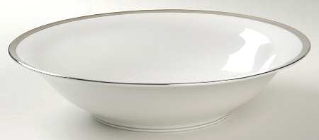 The Silverton 9" Round Vegetable Bowl