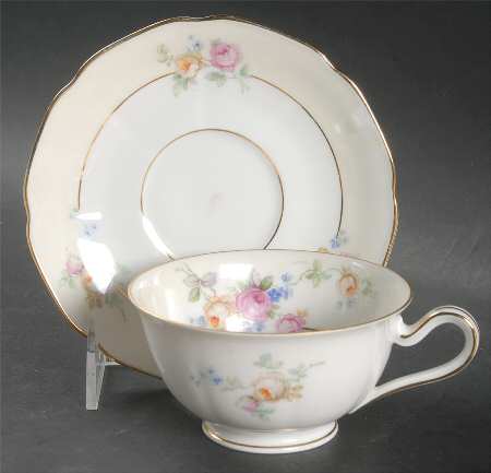 The Tilbury Footed Cup & Saucer Set