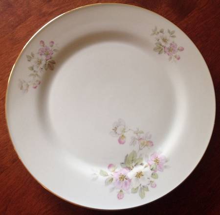 TIR113 Salad Plate