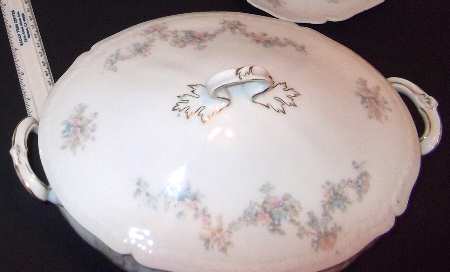 TIR32 Round Covered Vegetable
