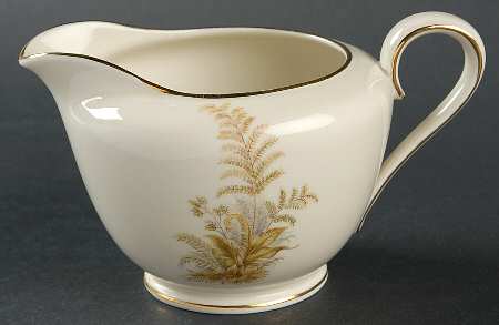 Trianon Creamer