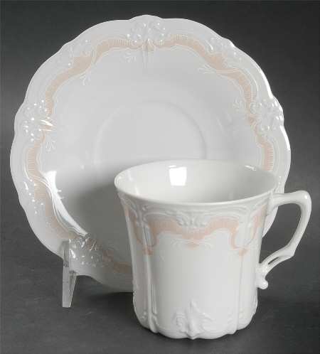 Veronique Flat Cup & Saucer Set