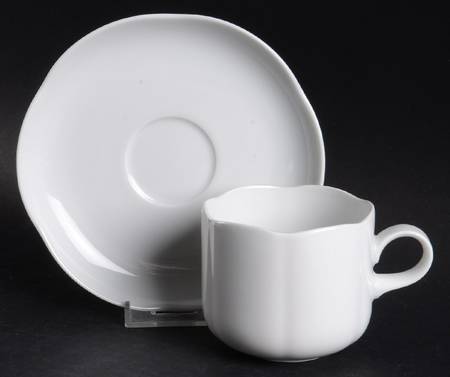 White Fleur Flat Cup & Saucer Set