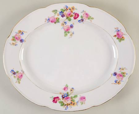 The Wilton 16" Oval Serving Platter