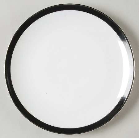 Midnight Halo Salad Plate
