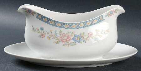 Summer Love Gravy Boat with Attached Underplate