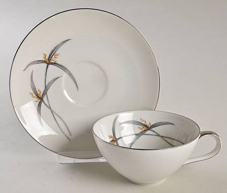 Sydelle Flat Cup & Saucer Set