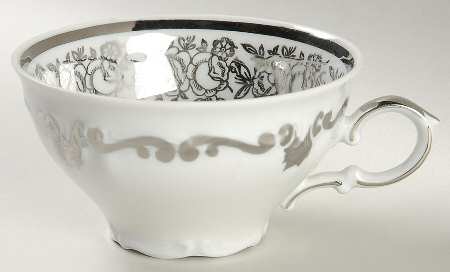 Tuxedo Flat Cup
