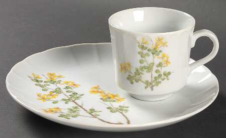 Yorktown Snack Plate & Cup Set