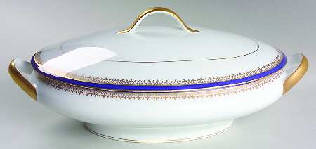Richelieu Oval Covered Vegetable