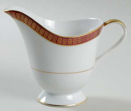 Delphi Creamer by Tradition
