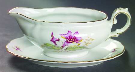 Aloha Gravy Boat with Attached Underplate