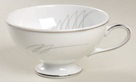 Caprice Footed Cup