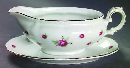 First Love Gravy Boat with Attached Underplate