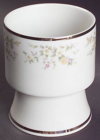 Heather Pillar Candleholder