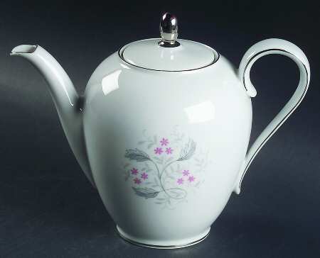 Medley Small Coffee Pot & Lid