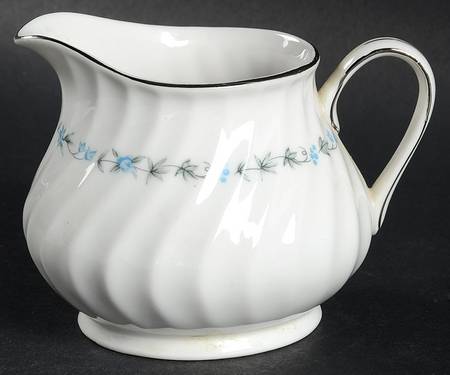 Summer Ivy Creamer