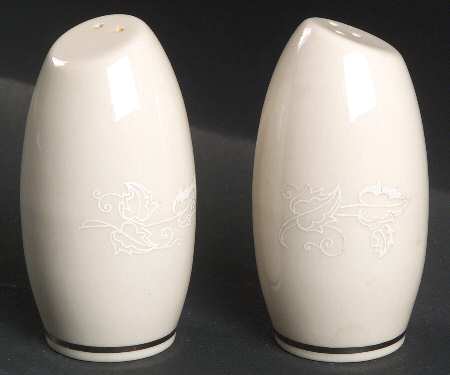 Leaf Lace Salt & Pepper Set