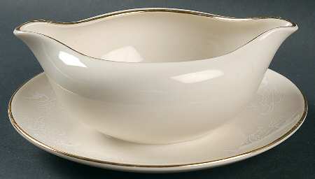 Leaf Lace Gravy Boat with Attached Underplate