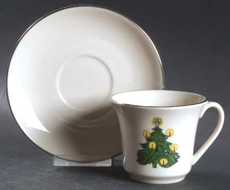 TRI3 Platinum Flat Cup & Saucer Set