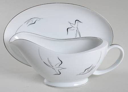 Capistrano Gravy Boat & Underplate