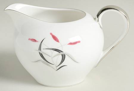 Debonair Creamer
