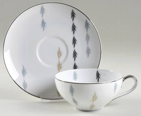 Parade Flat Cup & Saucer Set