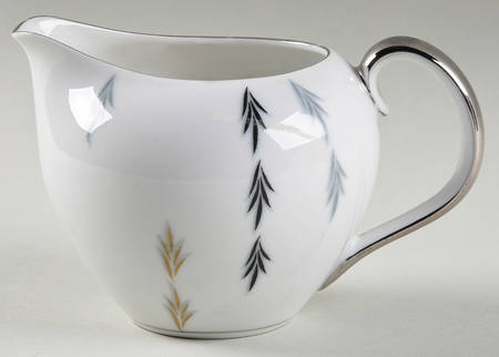 Parade Creamer