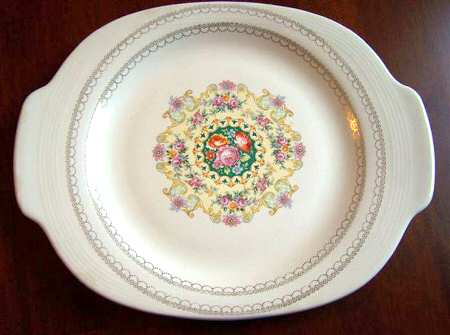 Melody Handled Cake Plate