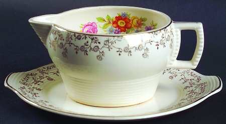 Meissen Rose (Filigree 1TS2561) Gravy Boat & Underplate