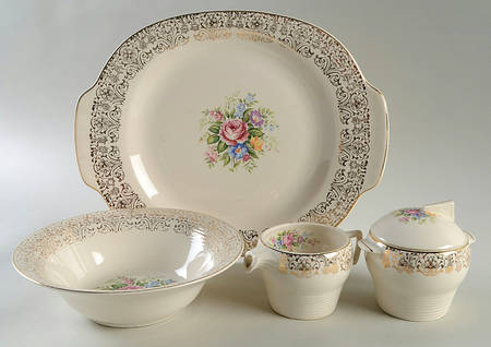 Rosalie 5 Piece Hostess Set