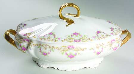 4290 Oval Covered Vegetable