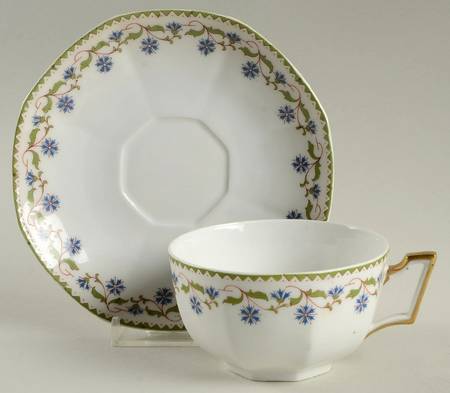 5865-5855 Flat Cup & Saucer Set