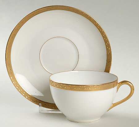 5947 Flat Cup & Saucer Set by Tressemanes & Vogt