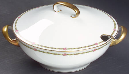 6439-6836 Tureen &  Lid