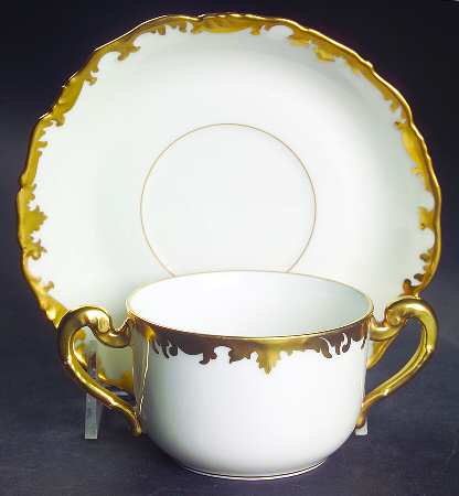 6537 Flat Bouillon Cup & Saucer