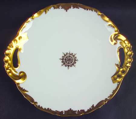6537 Handled Cake Plate