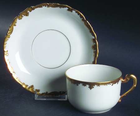 6537 Flat Cup & Saucer Set by Tressemanes & Vogt