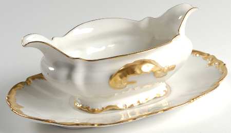 6537 Gravy Boat & Underplate