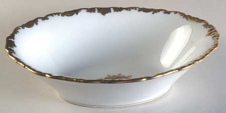 6537 9" Oval Vegetable Bowl
