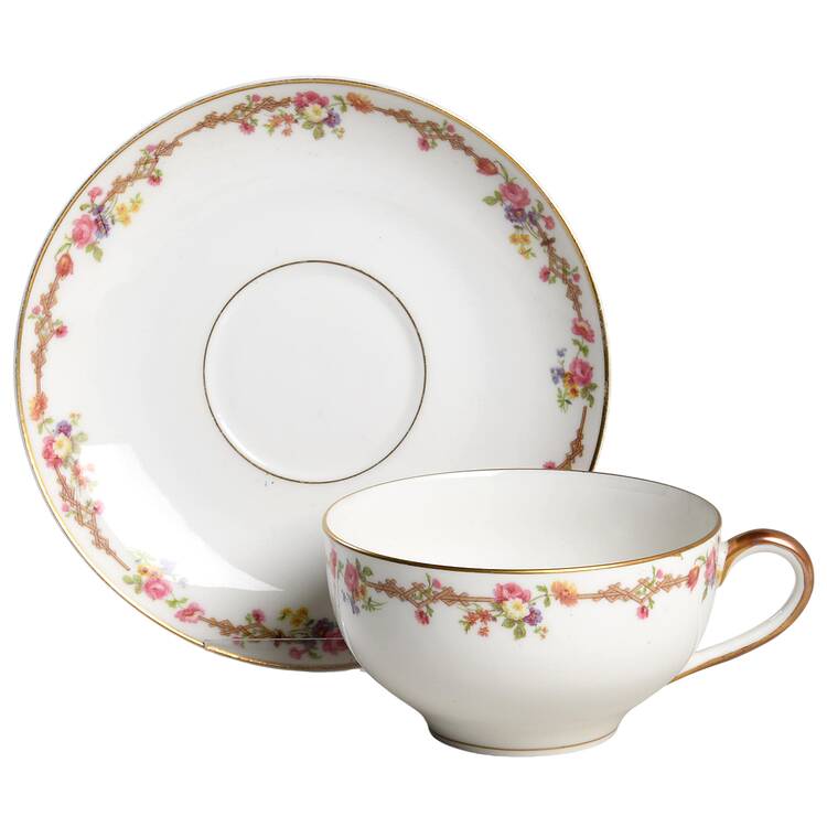 6639 Flat Cup & Saucer Set