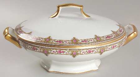 6892 Round Covered Vegetable