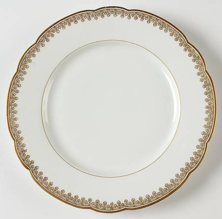 8414 (Scallop) Luncheon Plate