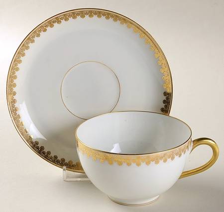 8414 (Scallop) Oversized Cup & Saucer Set