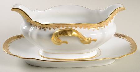 8414 (Scallop) Gravy Boat & Underplate