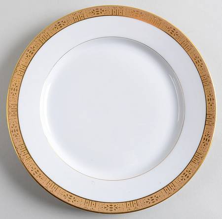 9333 Luncheon Plate